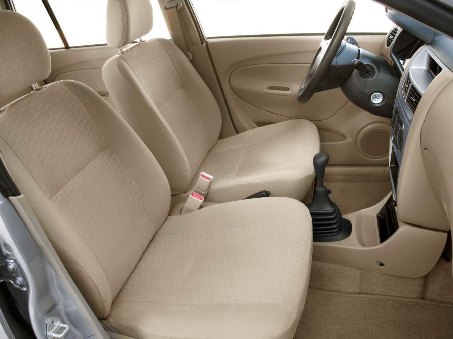  Daihatsu Cuore 5-Door 2003 года  (фото 7 из 16)